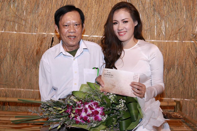 Nhac si Vinh Su duoc khan gia tang tien toi tap-Hinh-11